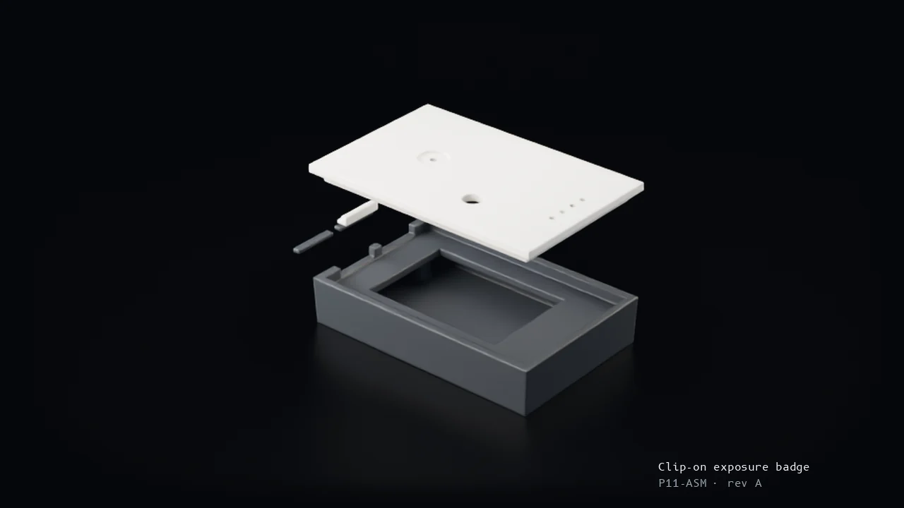 Exploded view of the Clip-on exposure badge